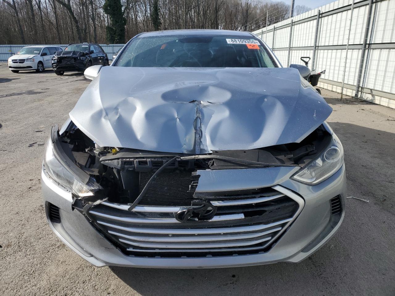 2017 HYUNDAI ELANTRA SE - Image 5