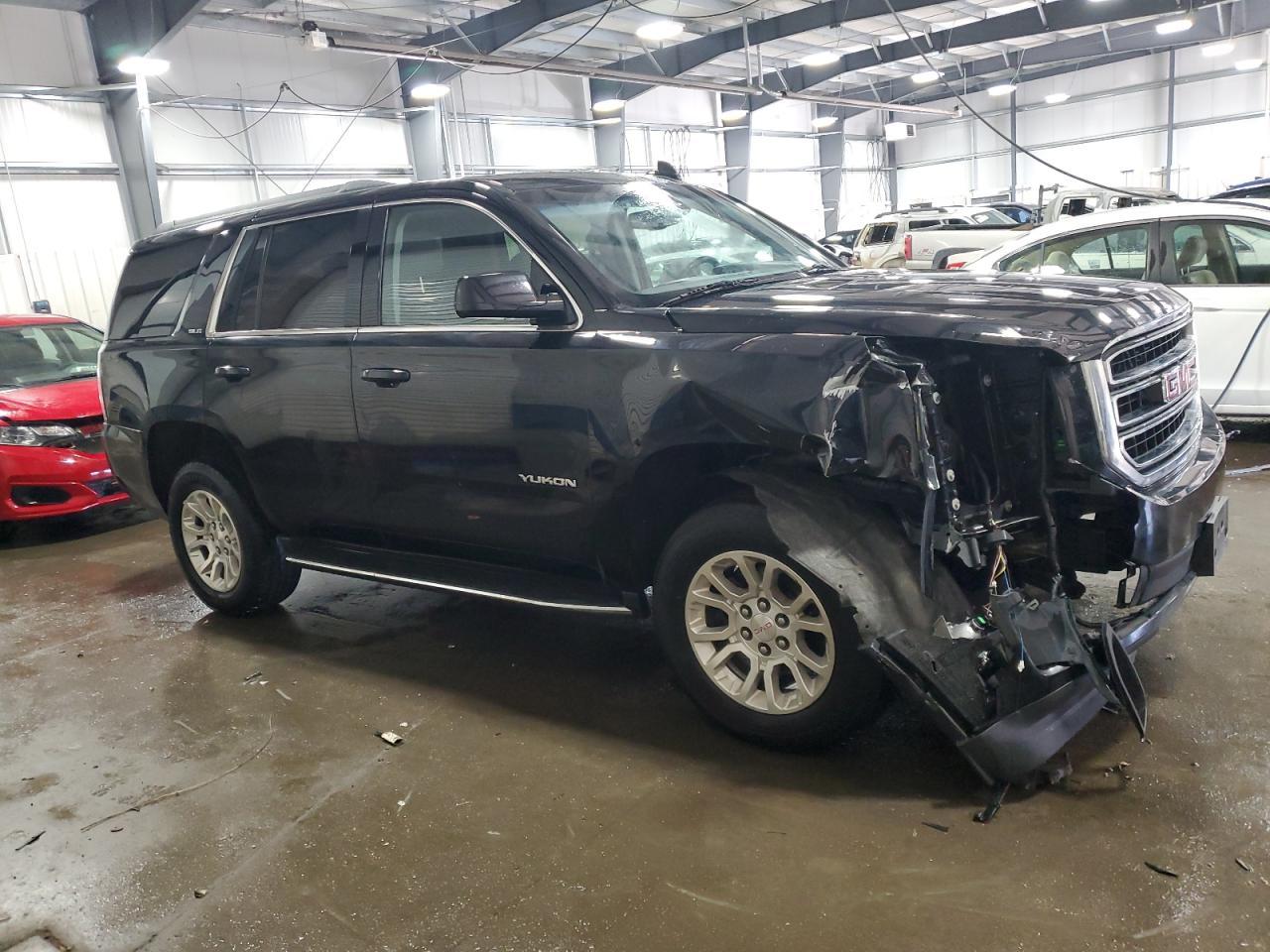 2016 GMC YUKON SLE - Фото 4
