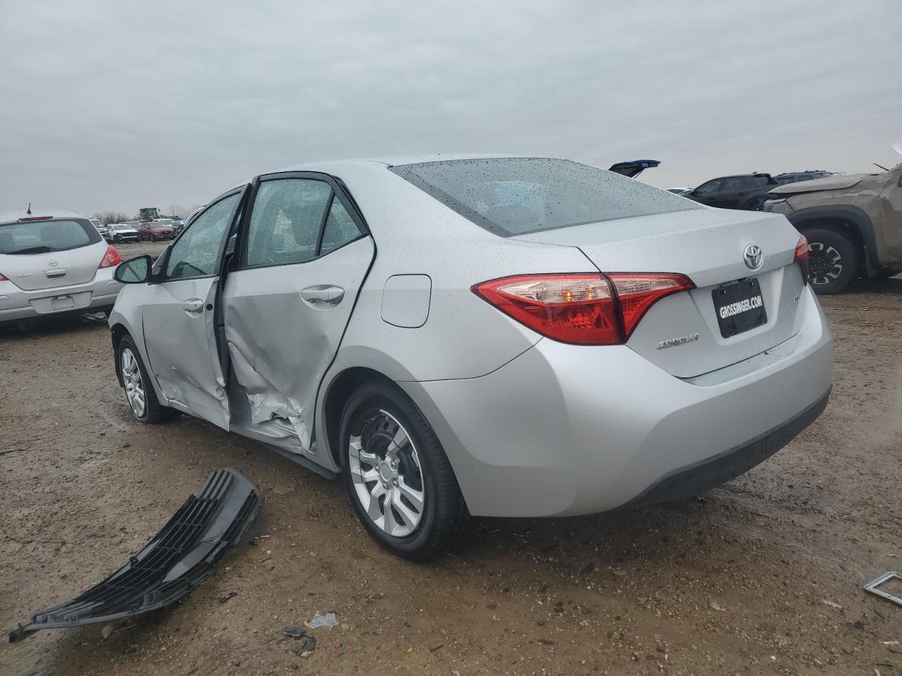 2019 TOYOTA COROLLA L - Фото 2