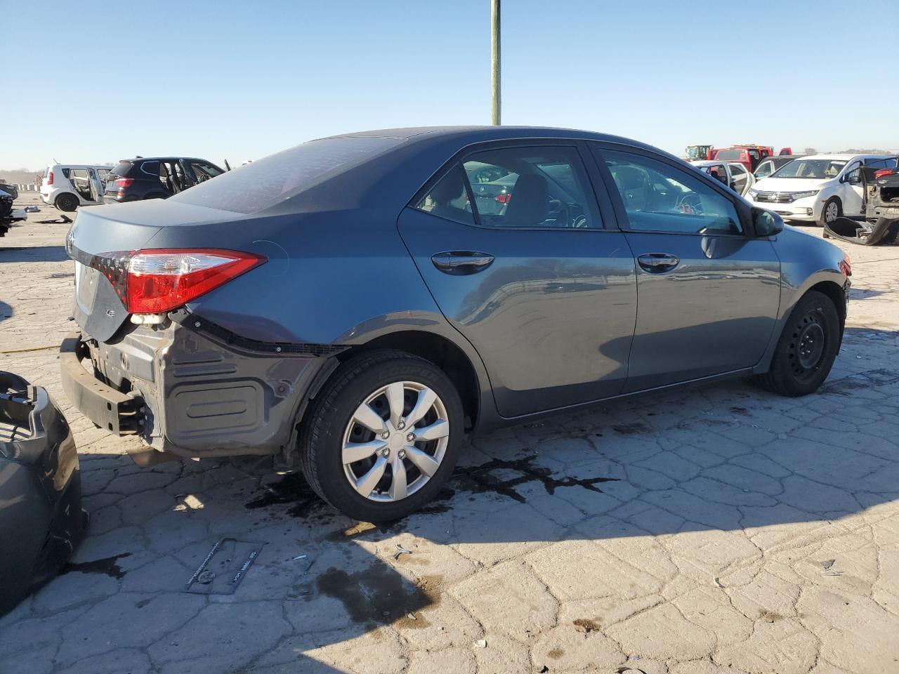 2015 TOYOTA COROLLA L - Image 3