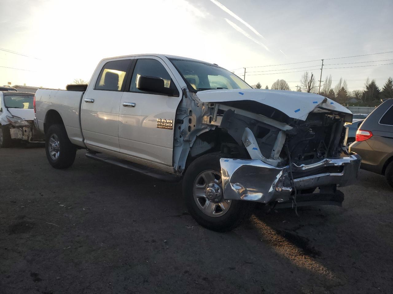 2018 RAM 2500 SLT - Image 4