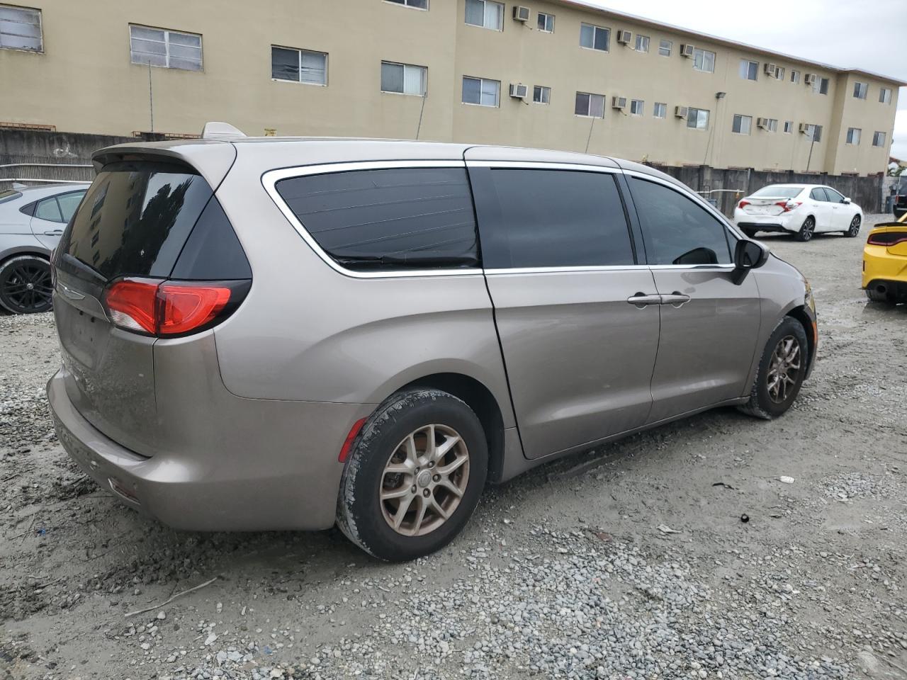 2017 CHRYSLER PACIFICA L - Фото 3