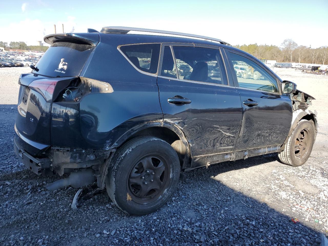 2018 TOYOTA RAV4 LE - Фото 3