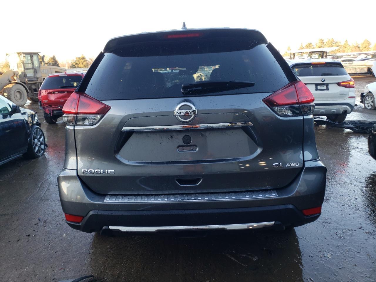 2018 NISSAN ROGUE S - Фото 6