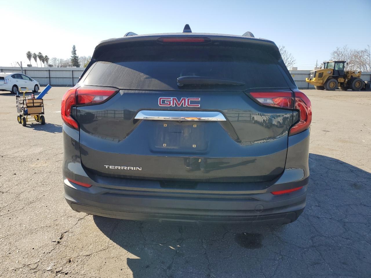 2018 GMC TERRAIN SL - Image 6