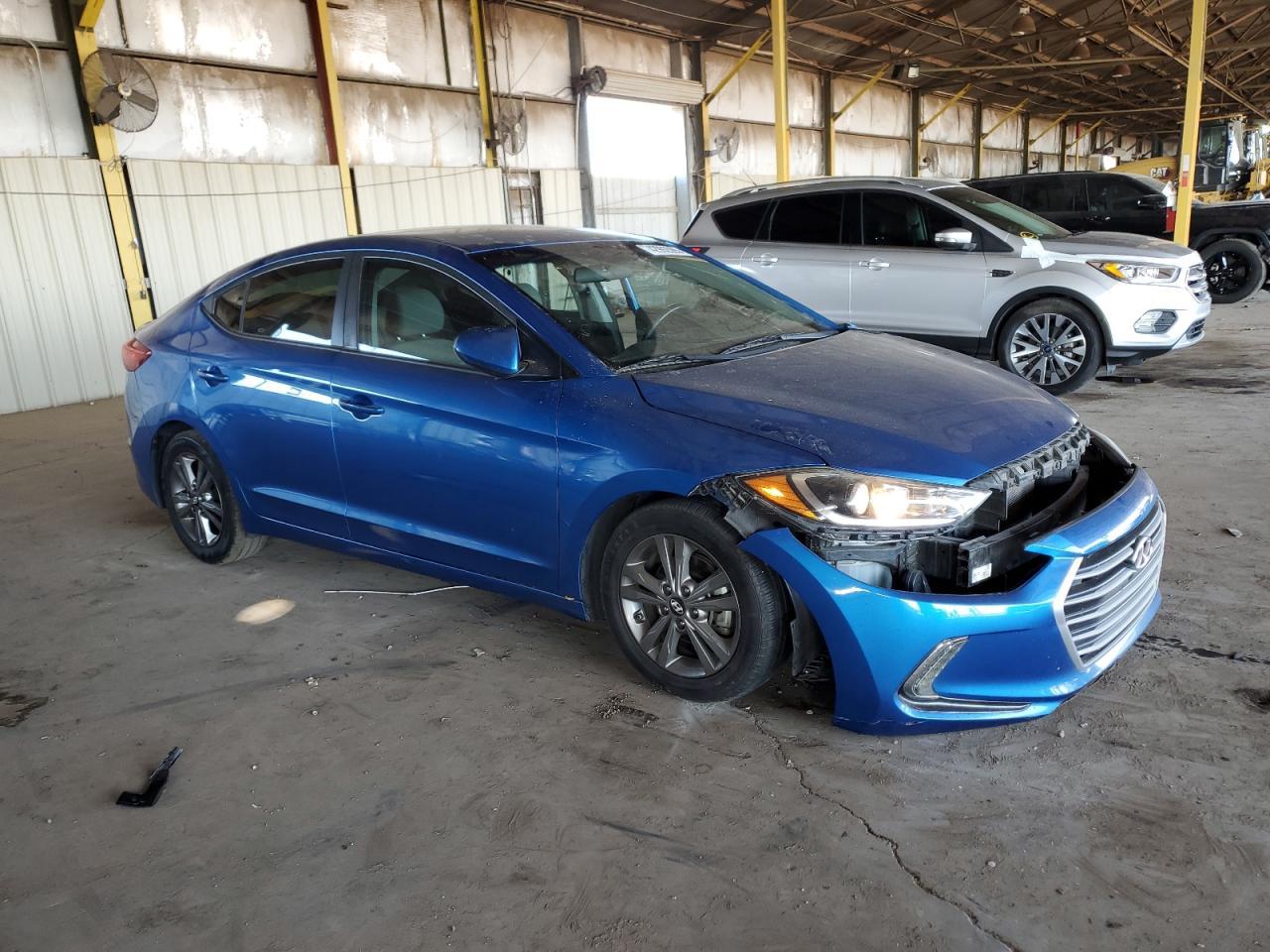 2017 HYUNDAI ELANTRA SE - Image 4