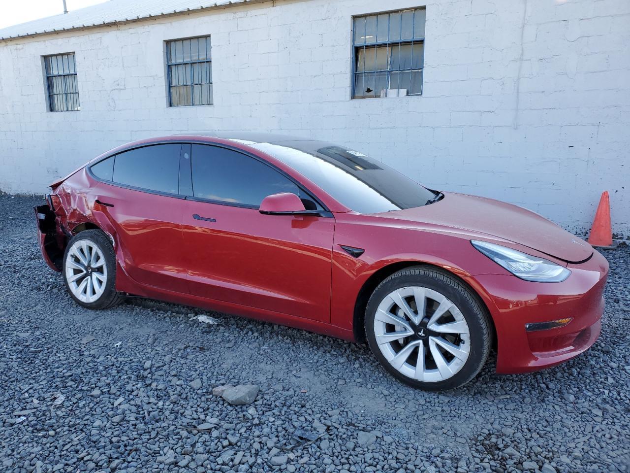 2021 TESLA MODEL 3 - Фото 4