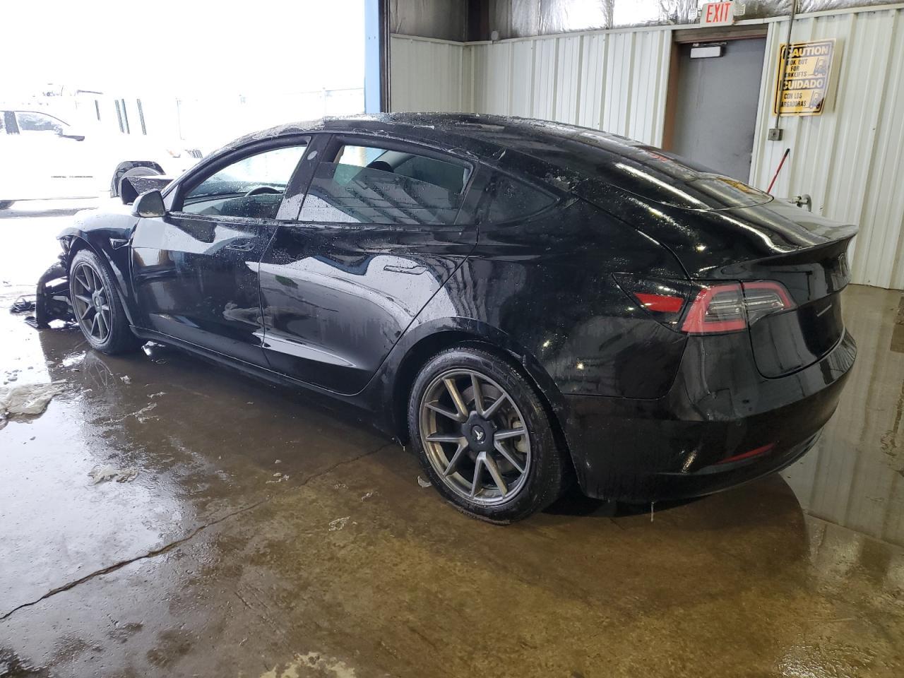 2021 TESLA MODEL 3 - Image 2