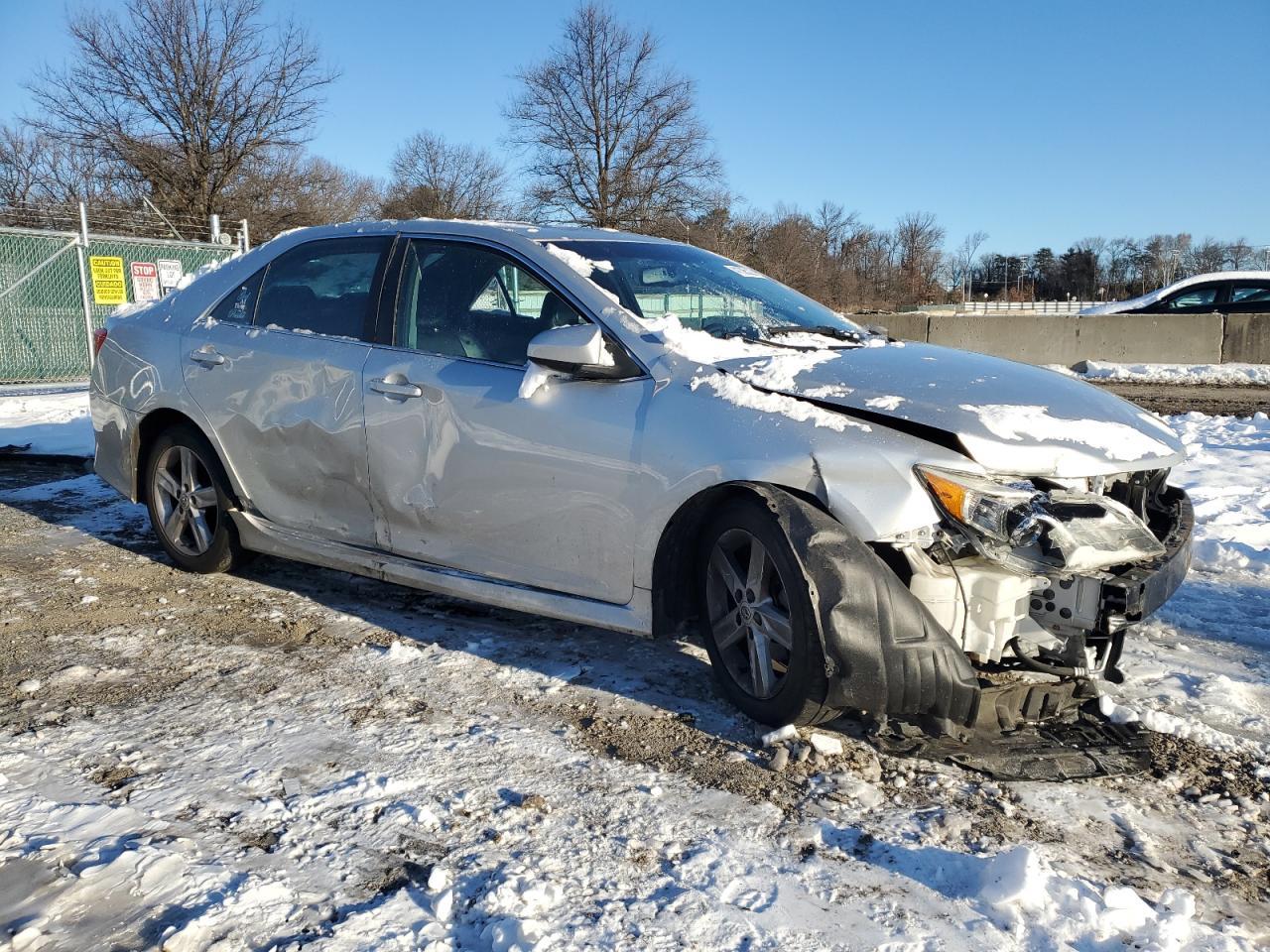2012 TOYOTA CAMRY BASE - Фото 4
