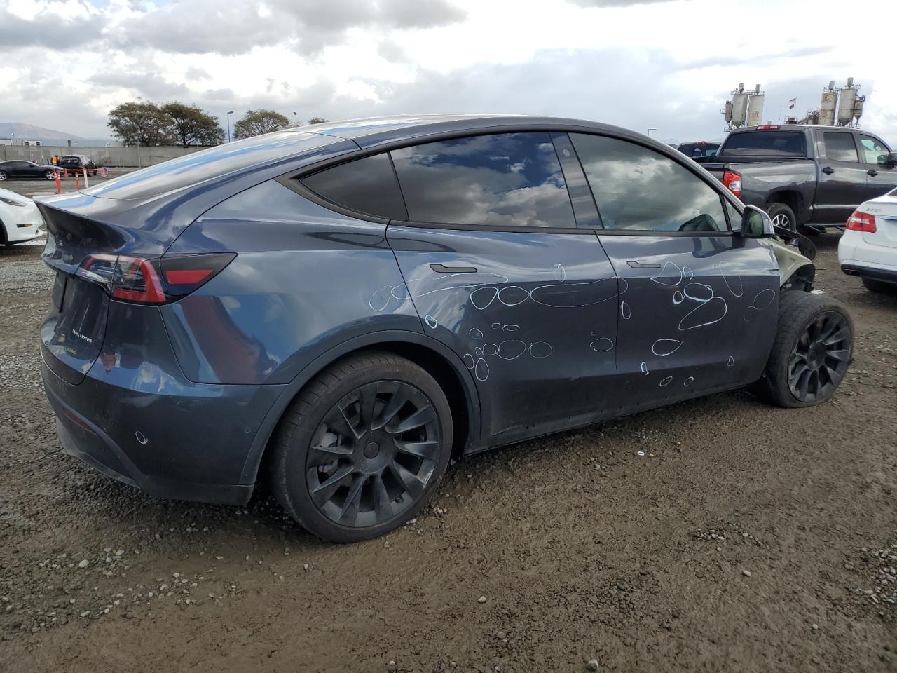2022 TESLA MODEL Y - Фото 3
