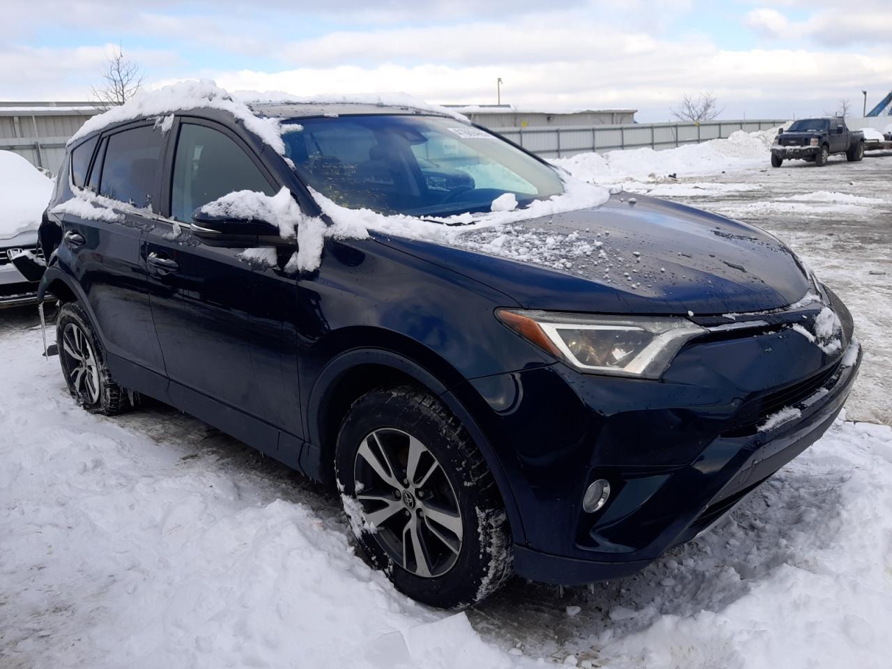 2017 TOYOTA RAV4 XLE - Фото 4
