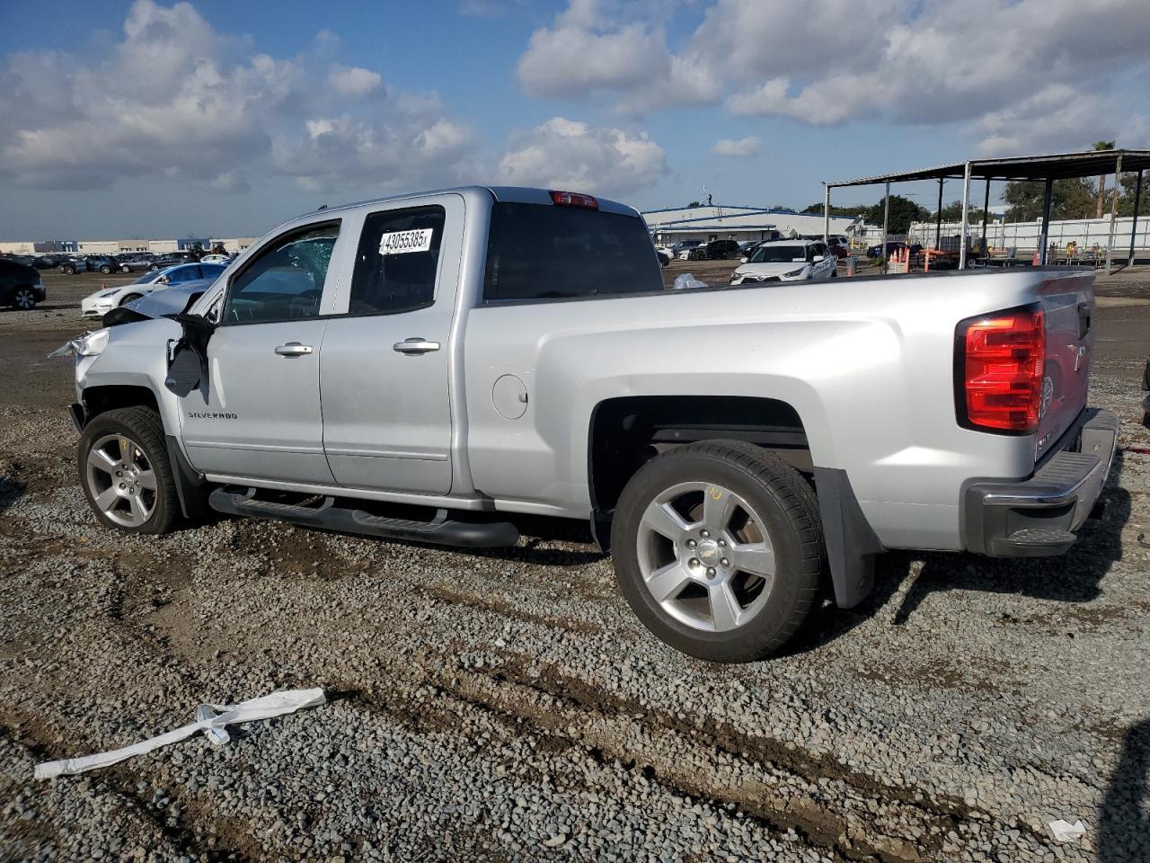 2017 CHEVROLET SILVERADO - Image 2