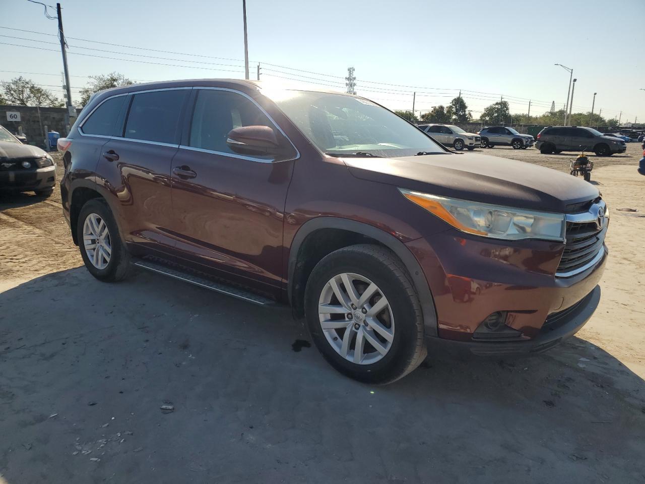 2014 TOYOTA HIGHLANDER - Фото 4