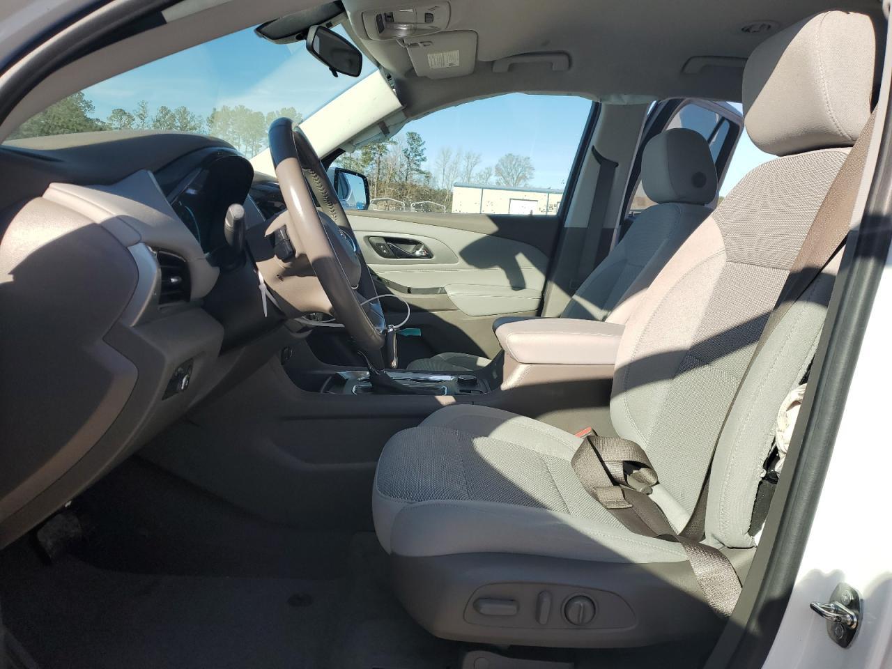 2020 CHEVROLET TRAVERSE L - Фото 7