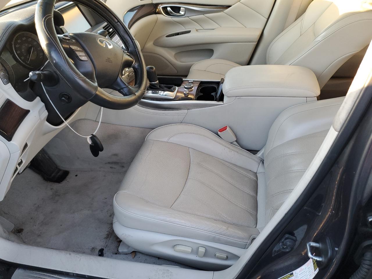2015 INFINITI Q70L 3.7 - Image 7