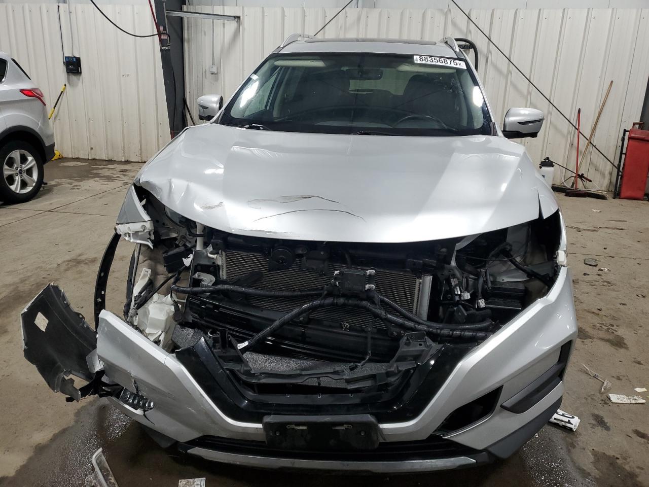 2018 NISSAN ROGUE S - Фото 5