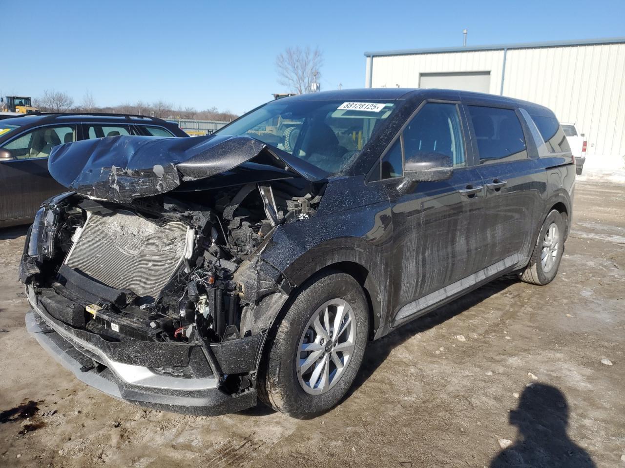 2024 KIA CARNIVAL L