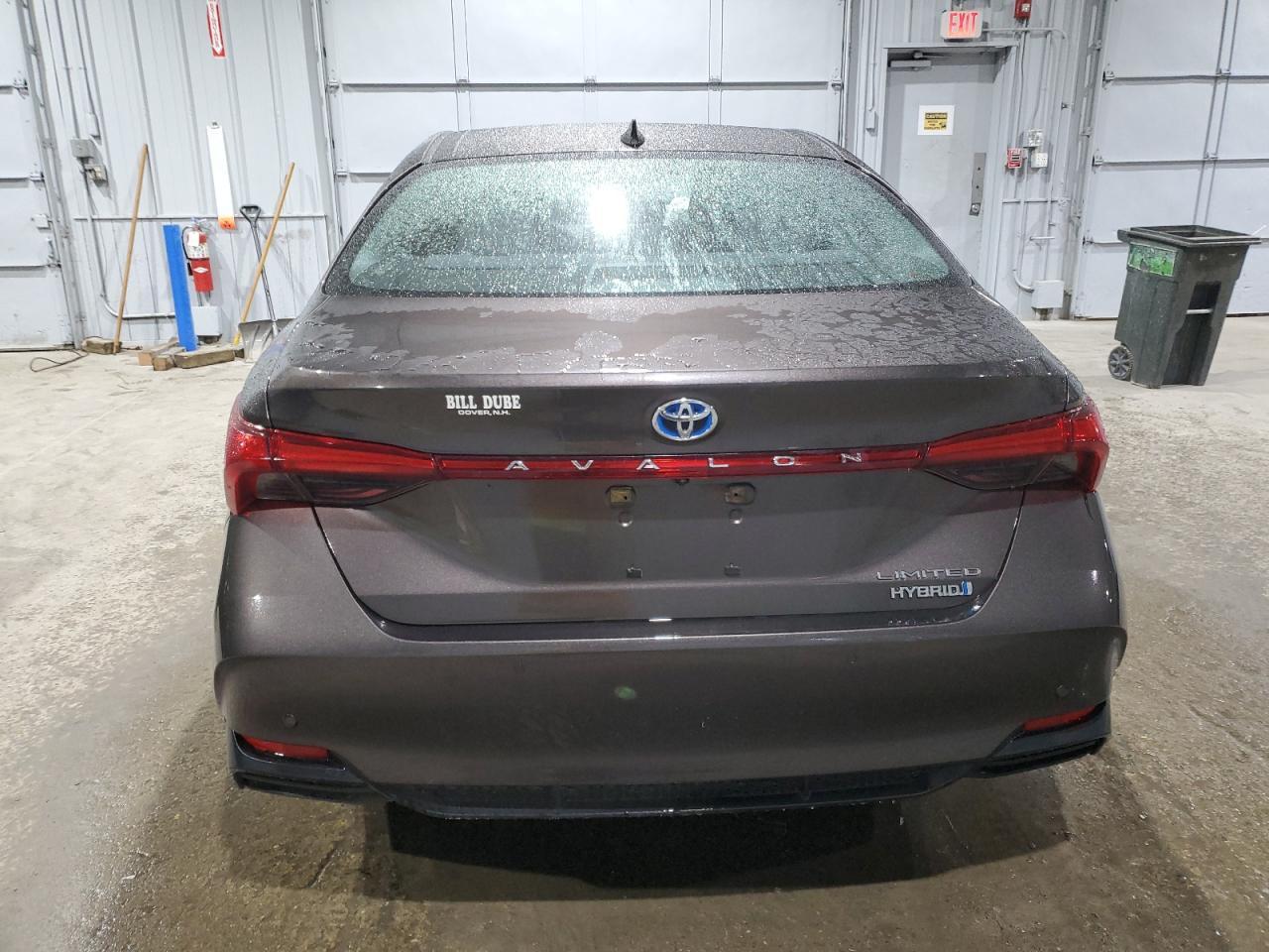 2019 TOYOTA AVALON XLE - Image 6