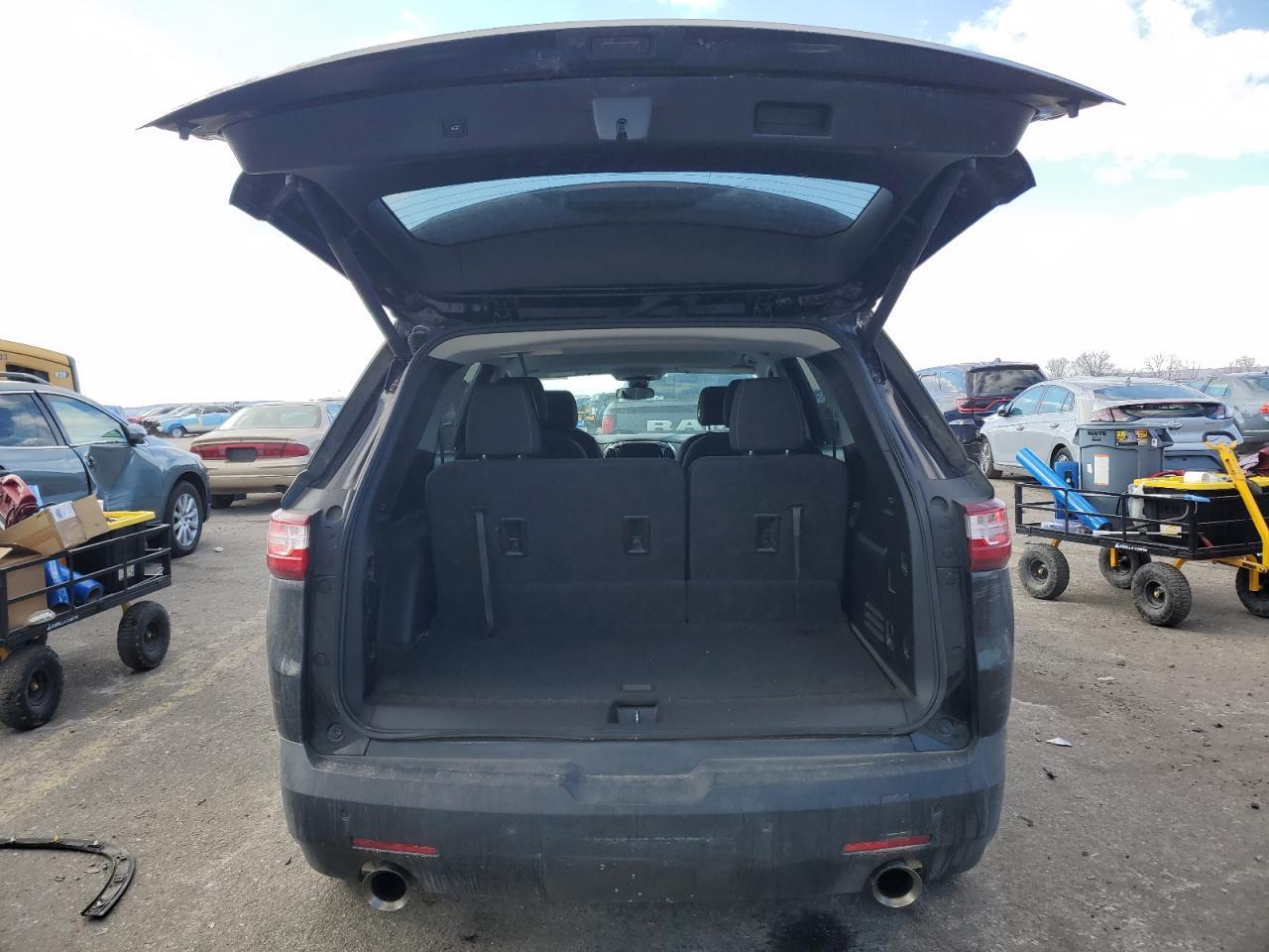 2021 CHEVROLET TRAVERSE L - Фото 6