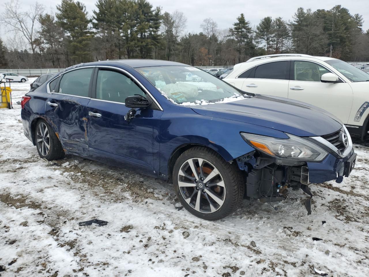 2016 NISSAN ALTIMA 2.5 - Фото 4