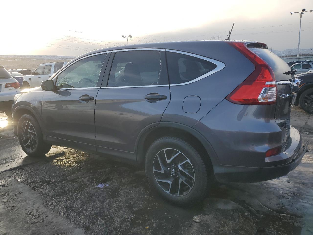 2016 HONDA CR-V SE - Image 2