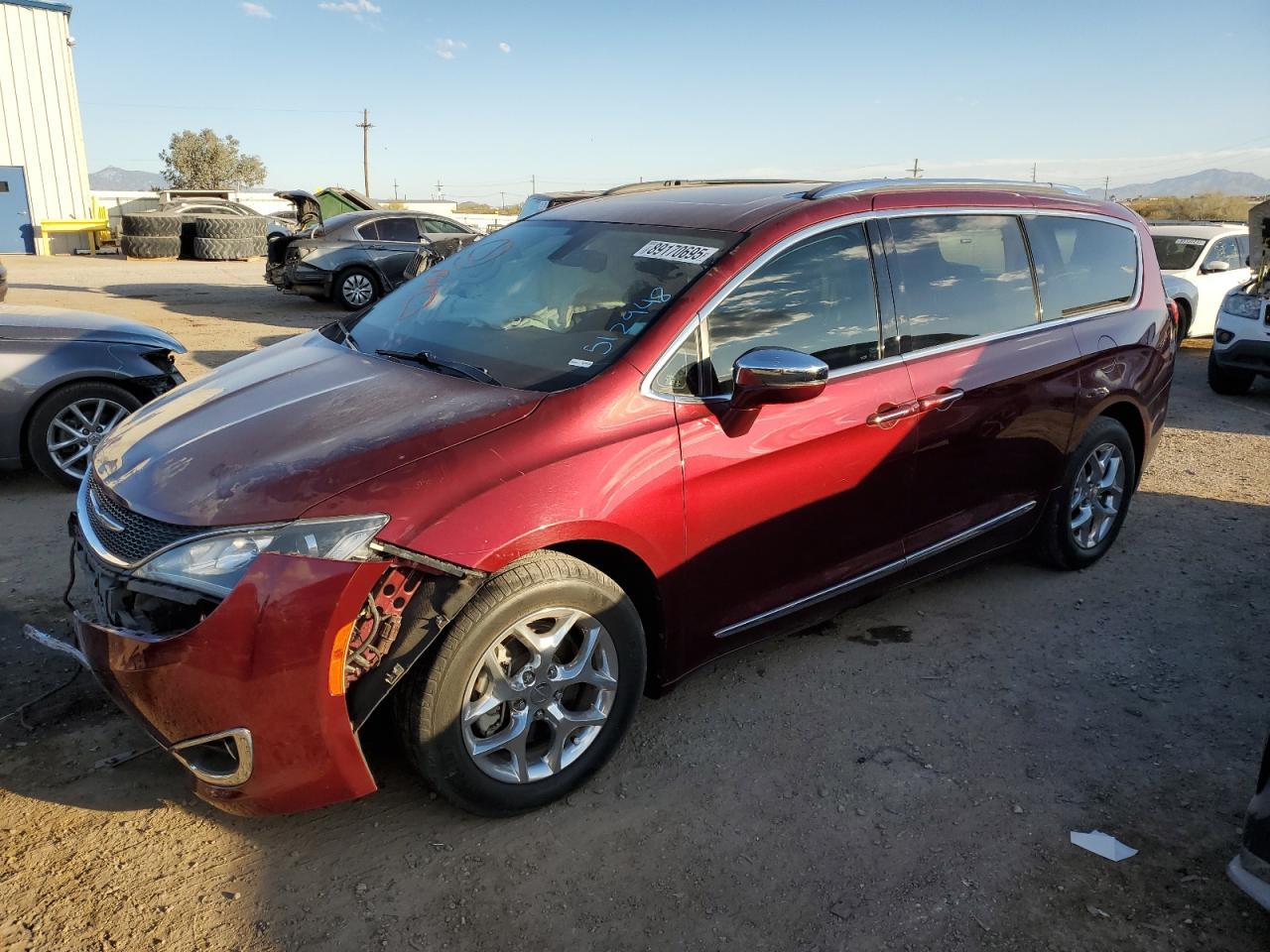 2017 CHRYSLER PACIFICA L