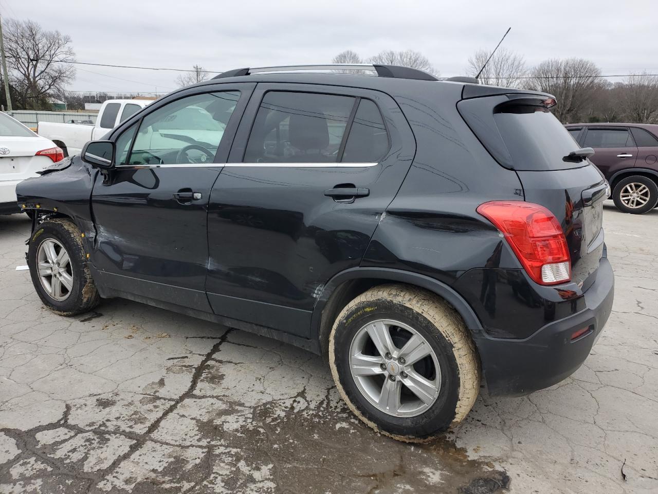 2015 CHEVROLET TRAX 1LT - Image 2