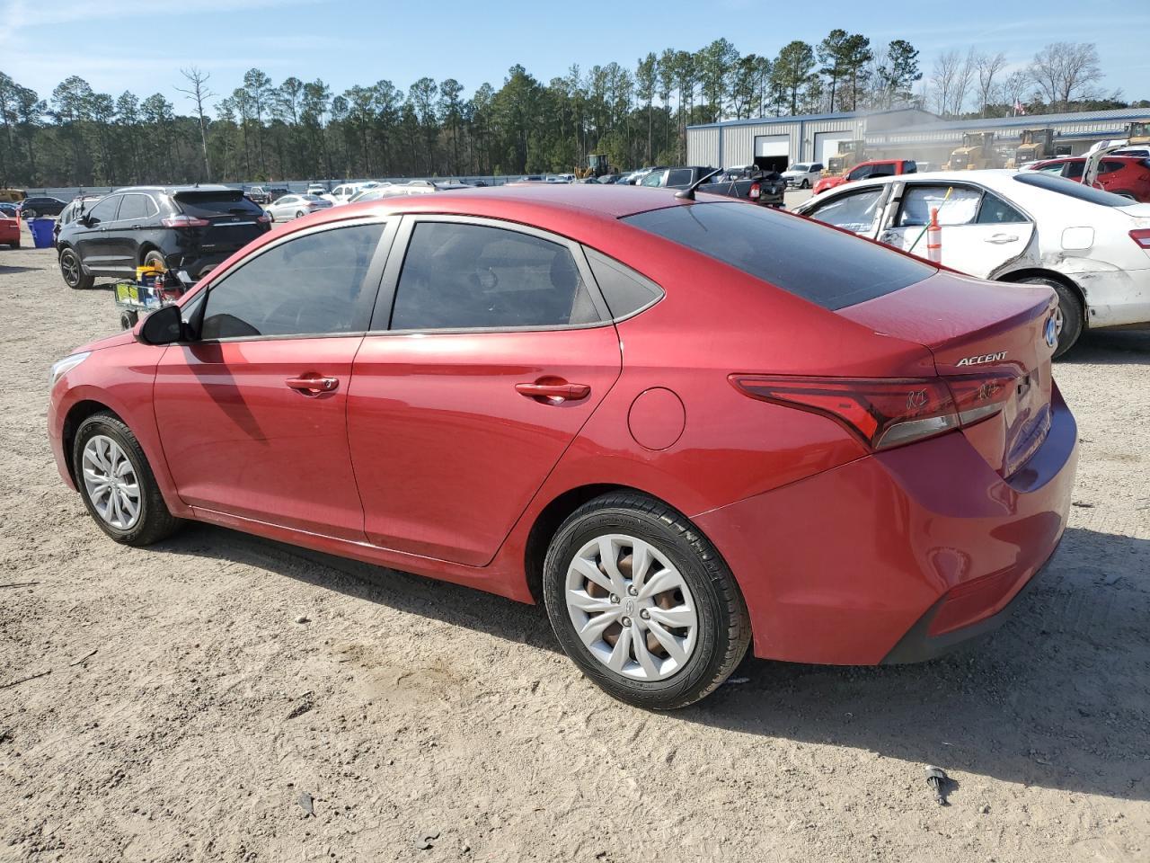 2021 HYUNDAI ACCENT SE - Фото 2