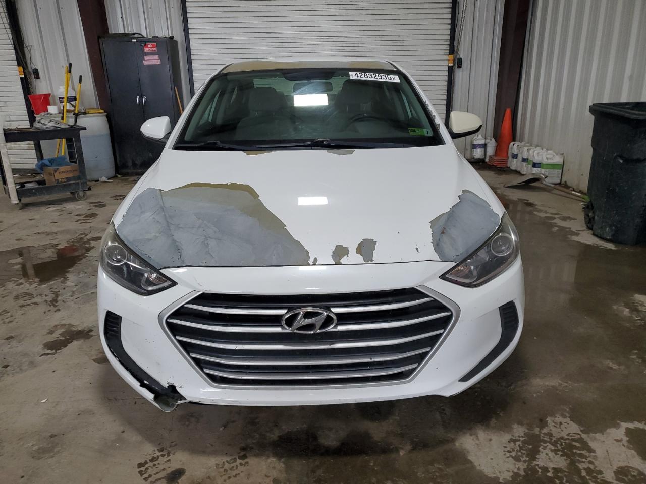 2017 HYUNDAI ELANTRA SE - Image 5