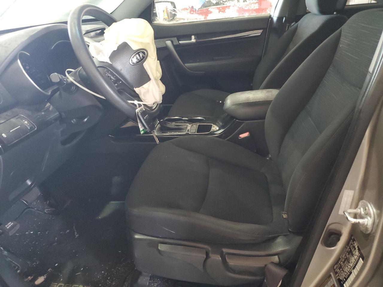 2014 KIA SORENTO LX - Фото 7