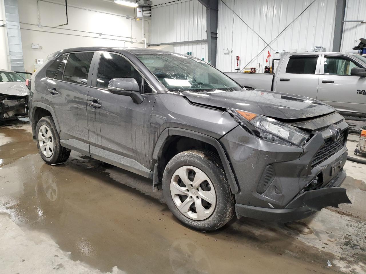 2023 TOYOTA RAV4 LE - Фото 4