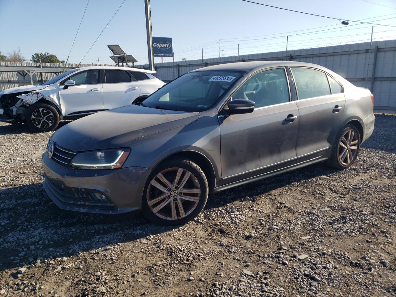 2017 VOLKSWAGEN JETTA SEL