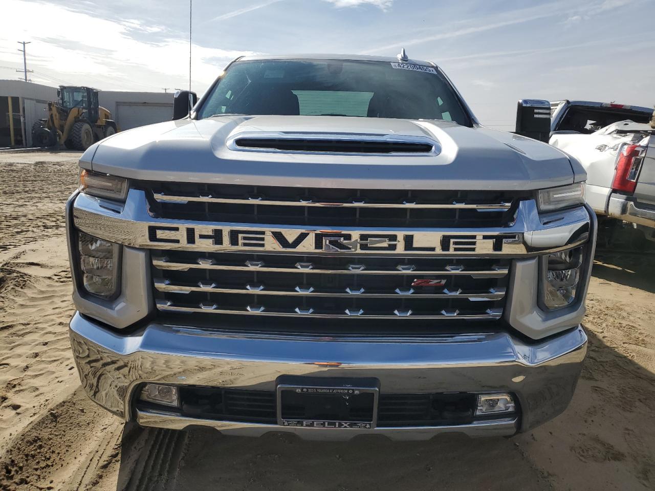 2023 CHEVROLET SILVERADO - Фото 5