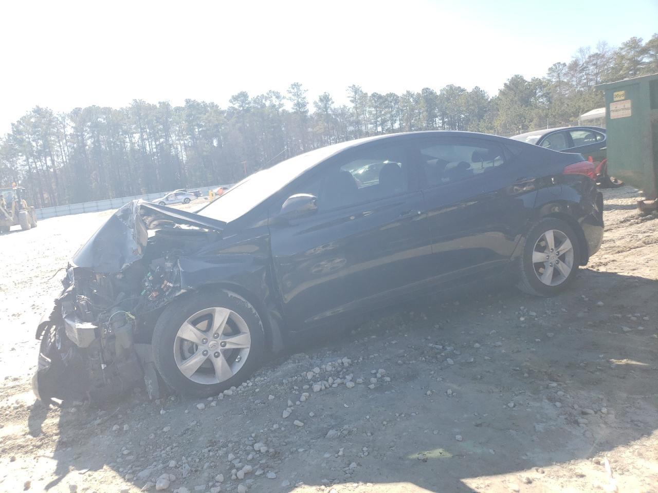 2013 HYUNDAI ELANTRA GL