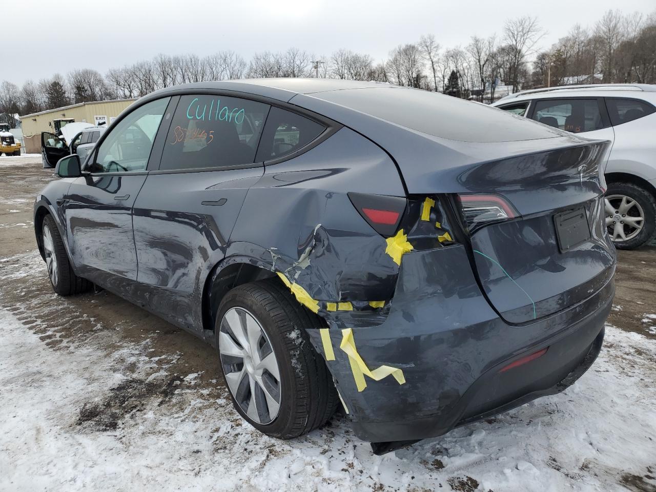 2023 TESLA MODEL Y - Фото 2
