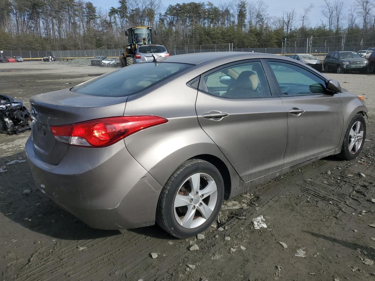 2013 HYUNDAI ELANTRA GL - Image 3