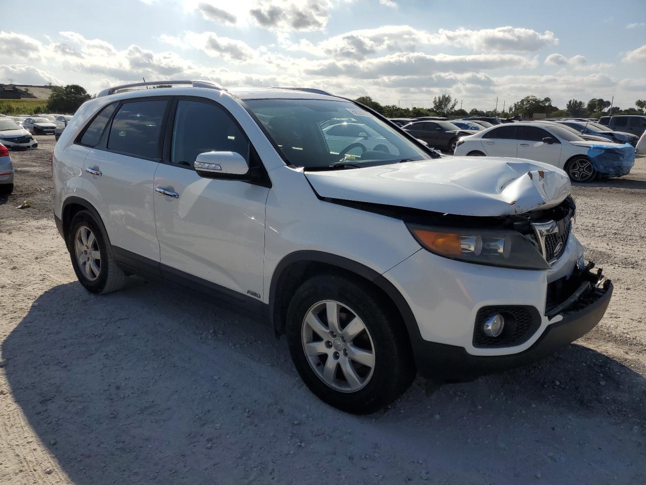 2012 KIA SORENTO BA - Image 4