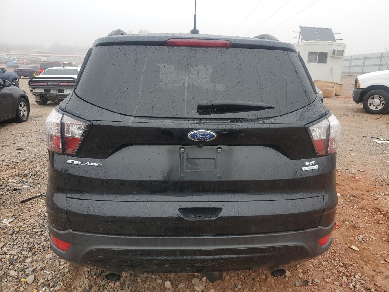 2017 FORD ESCAPE SE - Фото 6