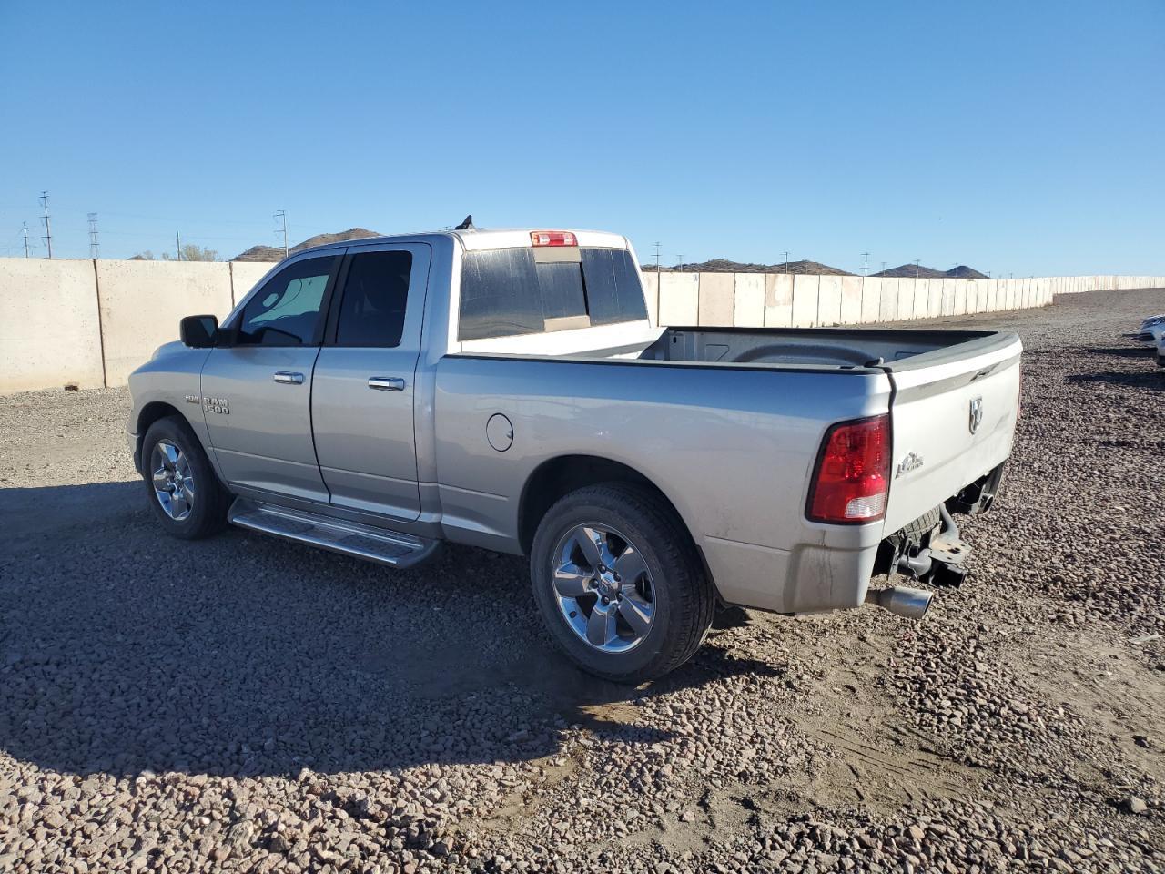 2017 RAM 1500 SLT - Image 2