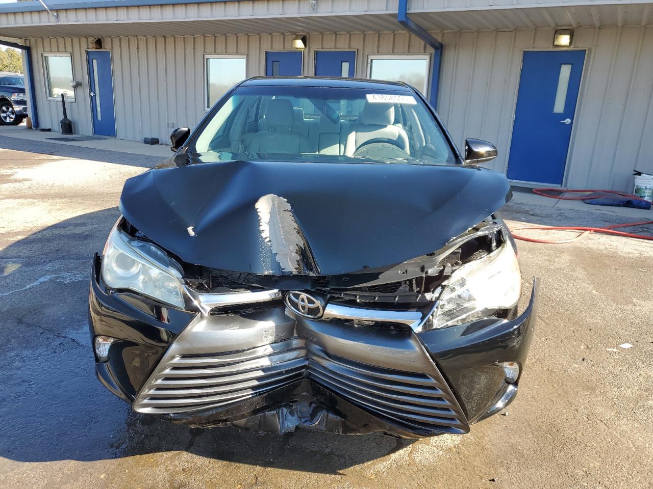 2016 TOYOTA CAMRY LE - Фото 5