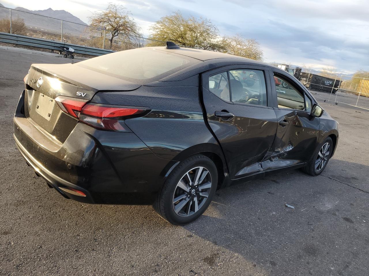 2021 NISSAN VERSA SV - Image 3