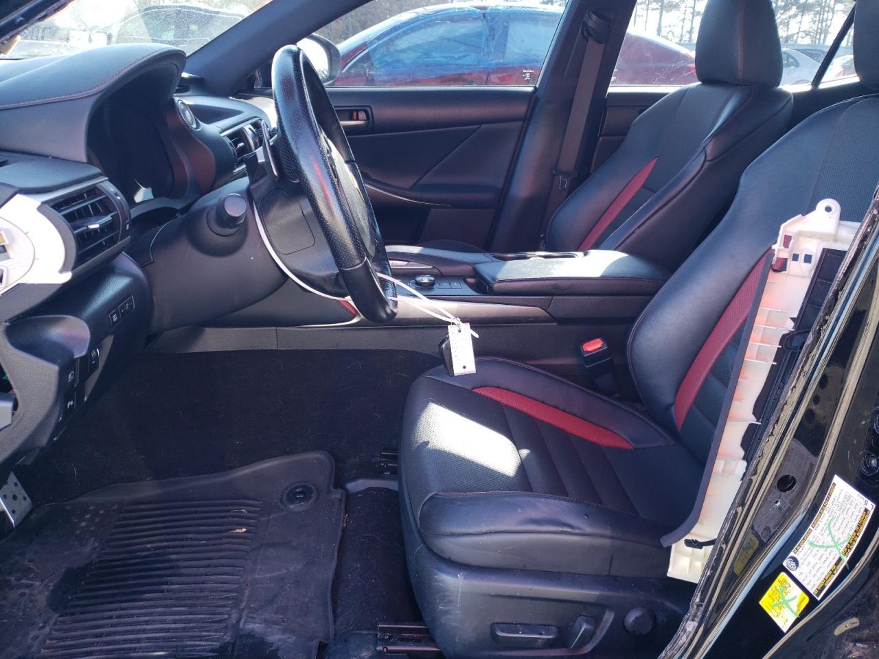 2019 LEXUS IS 300 - Фото 7