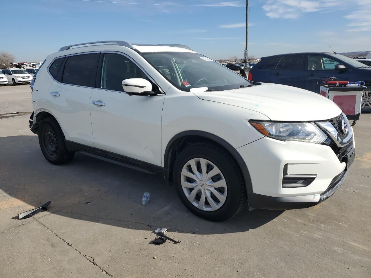 2017 NISSAN ROGUE S - Image 4