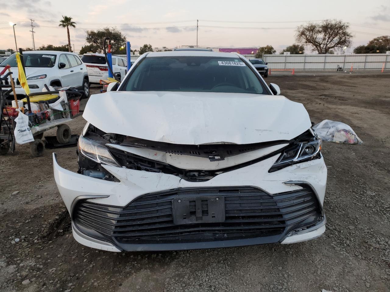 2023 TOYOTA CAMRY LE - Фото 5