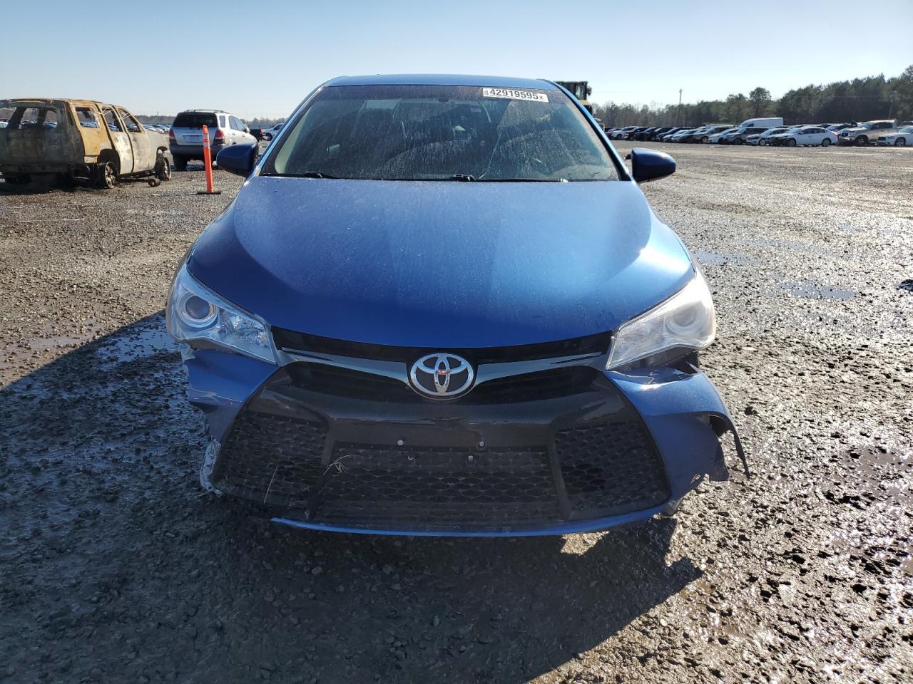 2017 TOYOTA CAMRY LE - Image 5