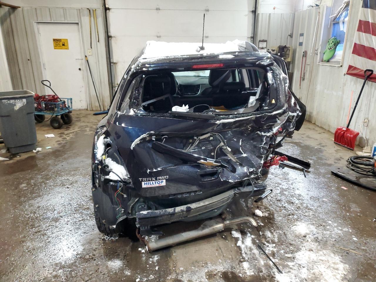 2021 CHEVROLET TRAX 1LT - Image 6