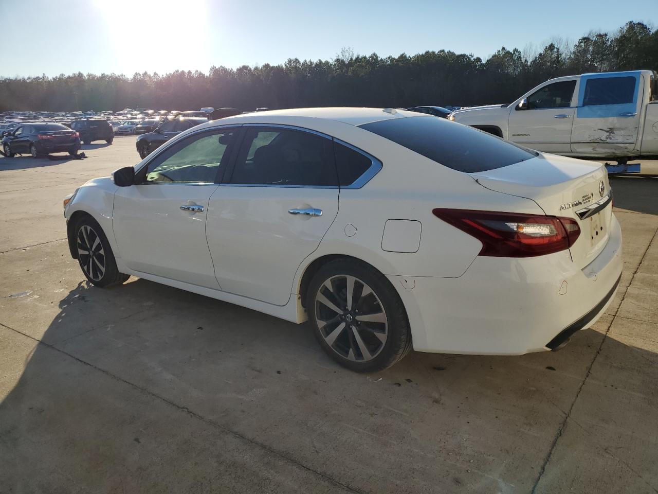 2018 NISSAN ALTIMA 2.5 - Image 2