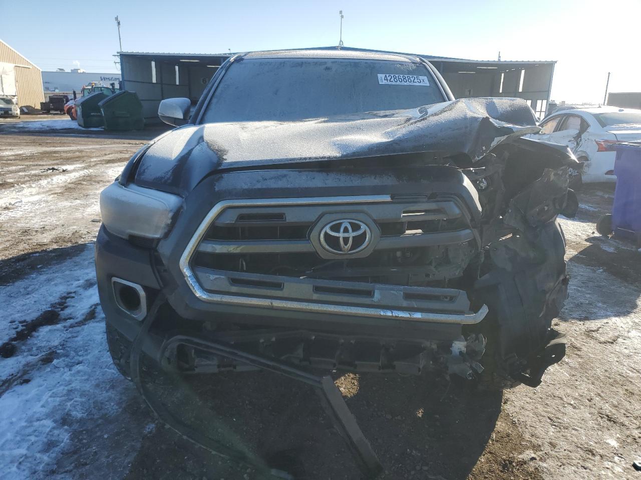 2017 TOYOTA TACOMA DOU - Фото 5