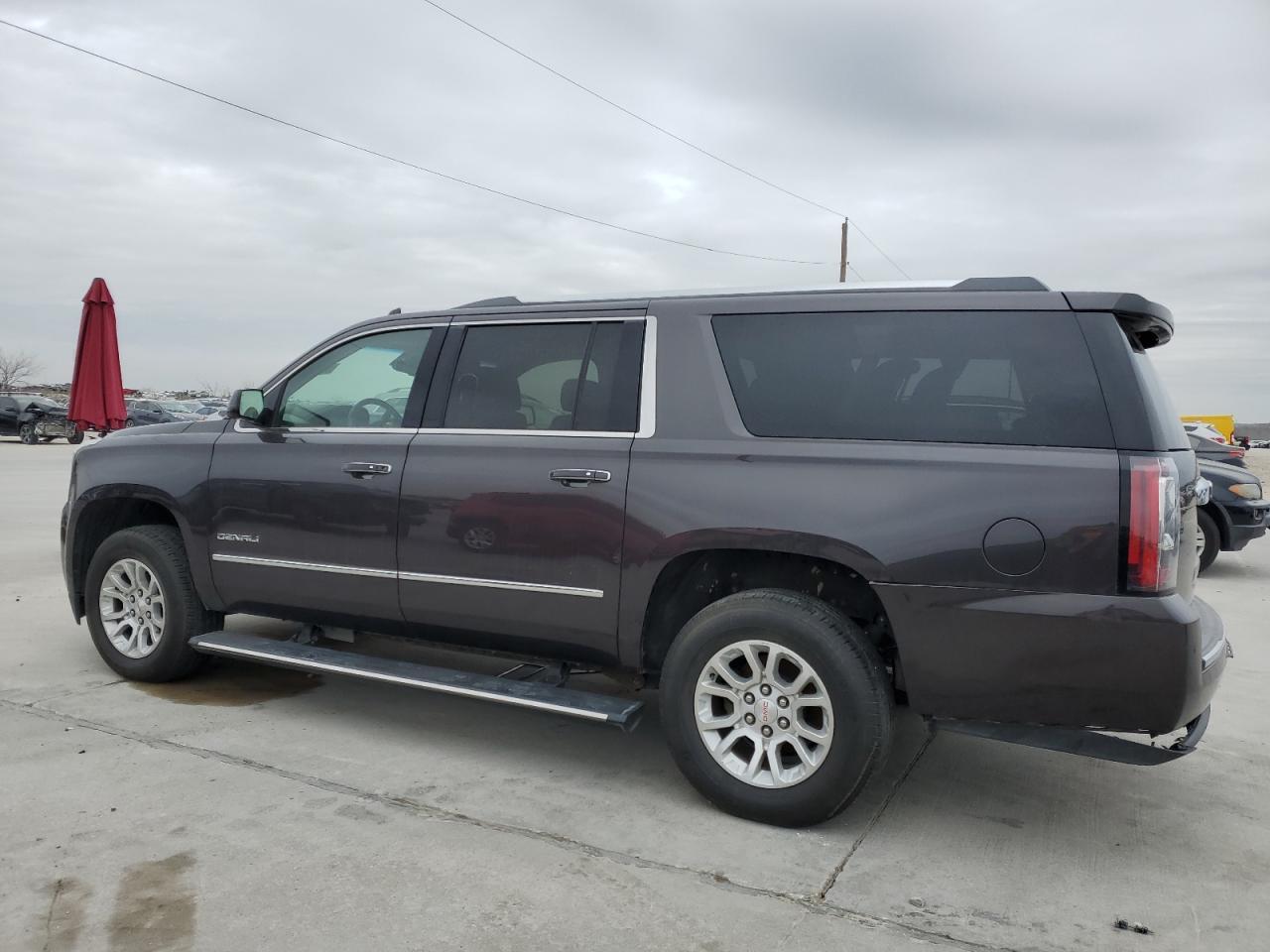 2016 GMC YUKON XL D - Фото 2