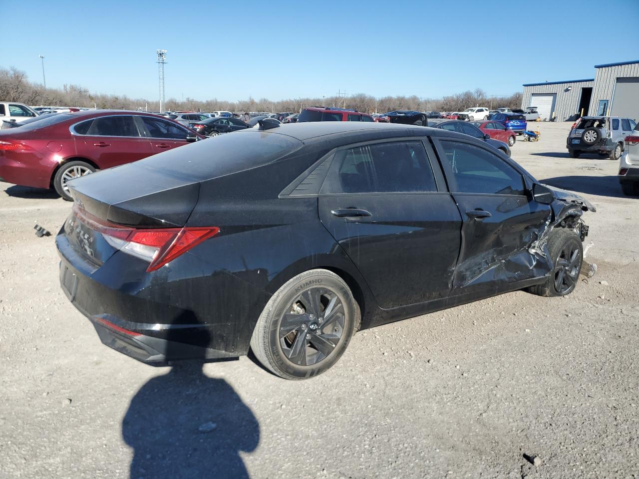 2023 HYUNDAI ELANTRA SE - Фото 3